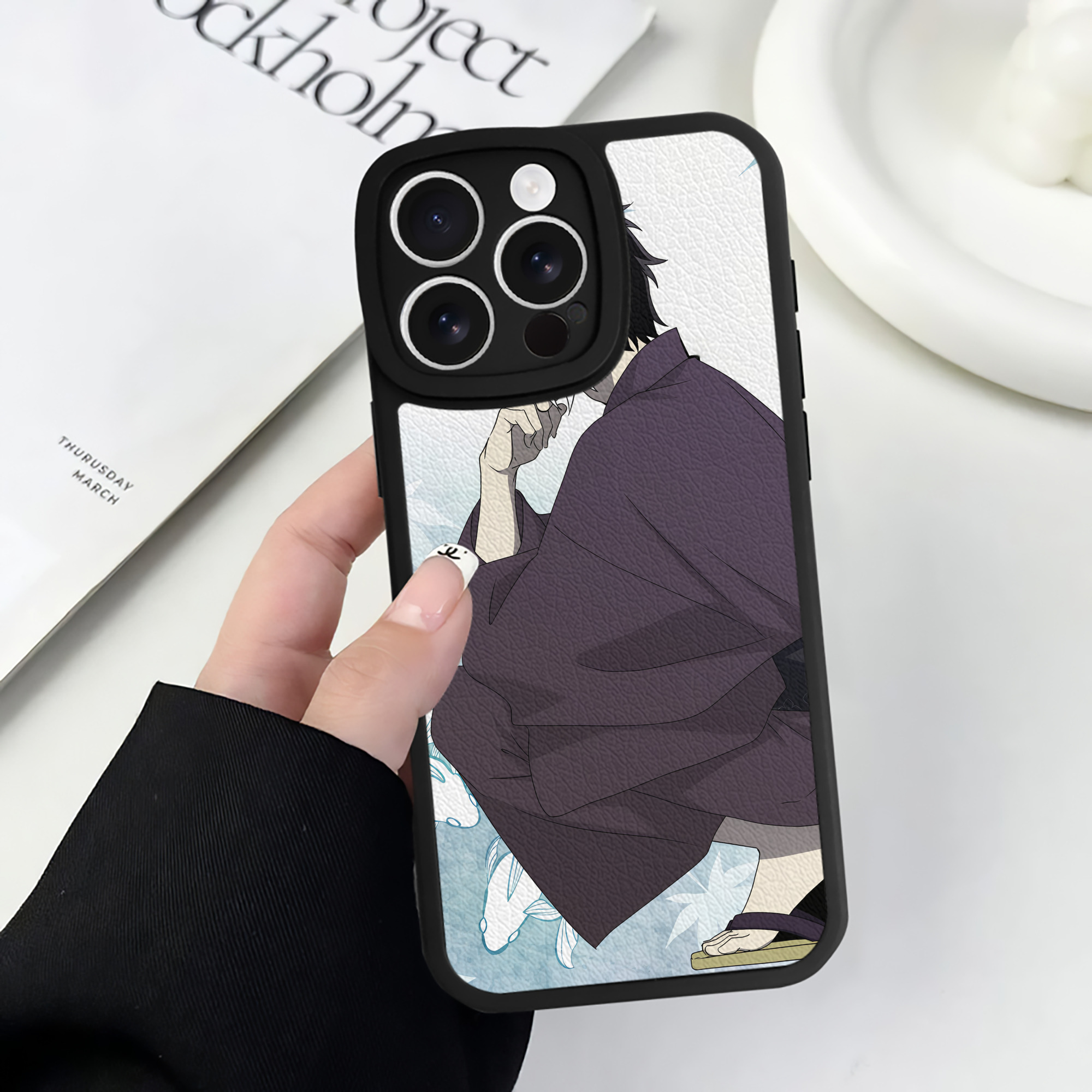 （画像用） 文豪ストレイドッグス Bungo Stray Dogs 【iPhone 16シリーズ対応】シリコンスマホケース（レザー調） 材質：シリコン